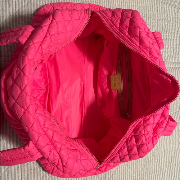 RARE MZ Wallace Hot Pink Travel Jim Duffle - Picture 5 of 6